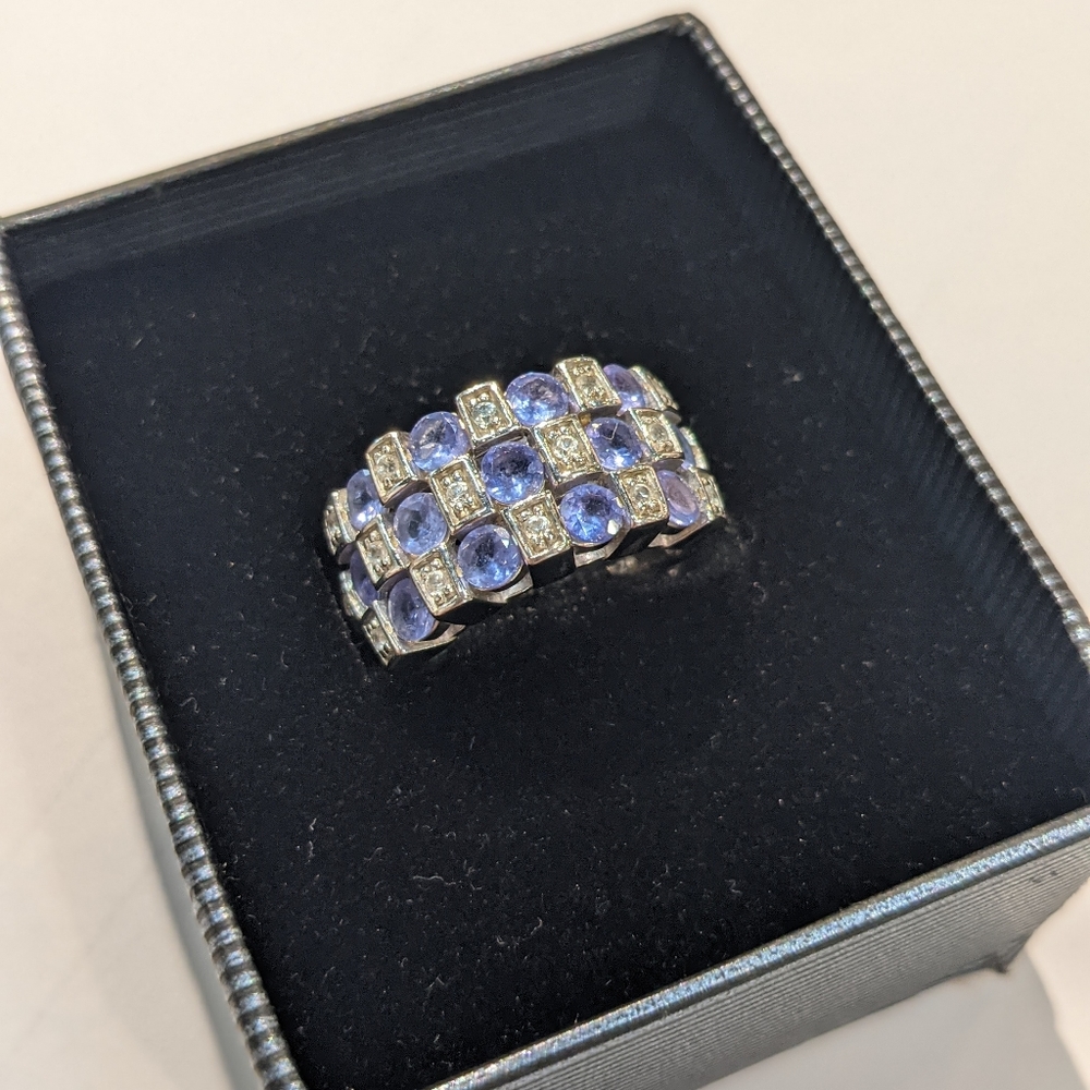 Tanzanite ring. Size 6